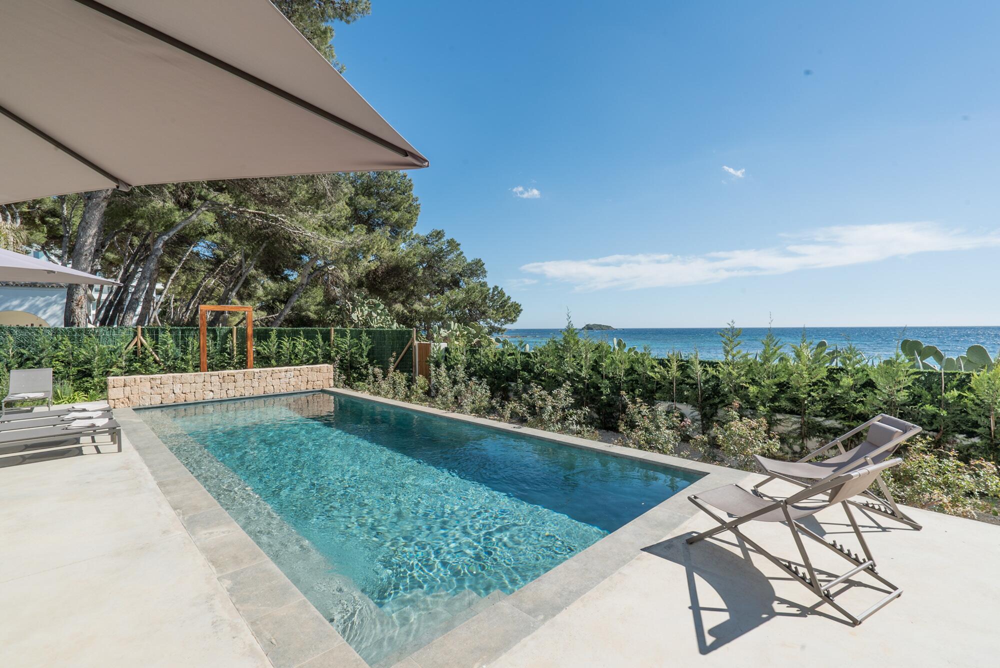 Propriété à Ibiza avec piscine et vue sur la mer