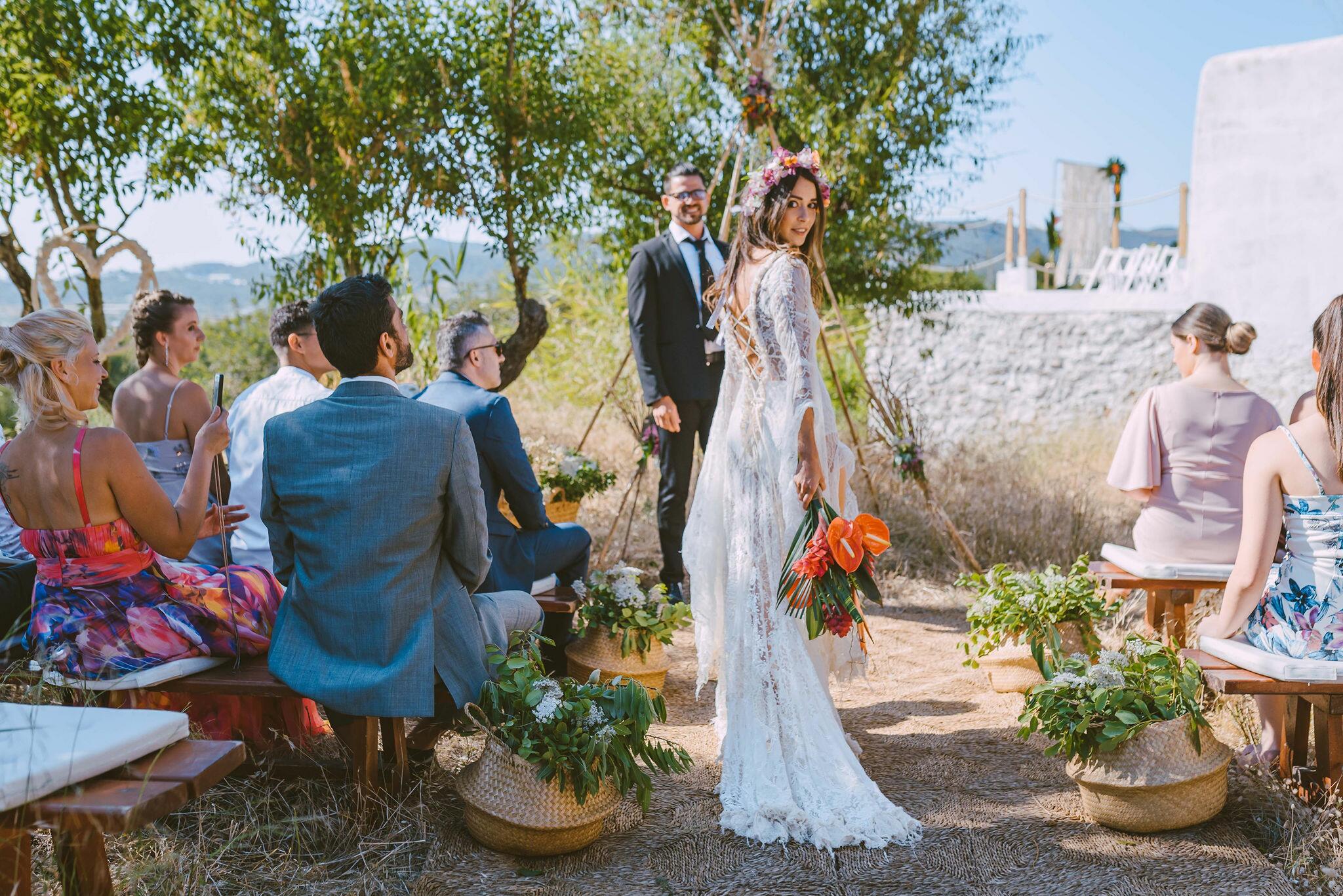 Mariage intimiste en plein air dans une villa privée à Ibiza