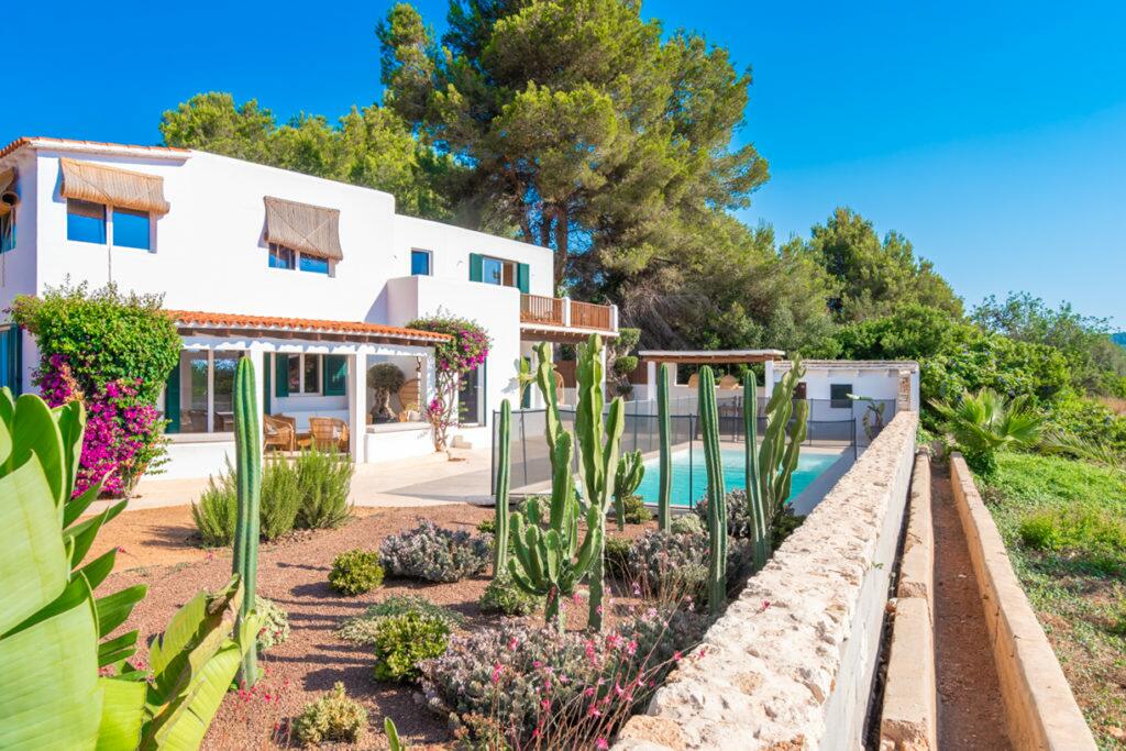 Top 5 des propriétés exclusives à vendre en 2022 : Can Cactus Santa Eulalia