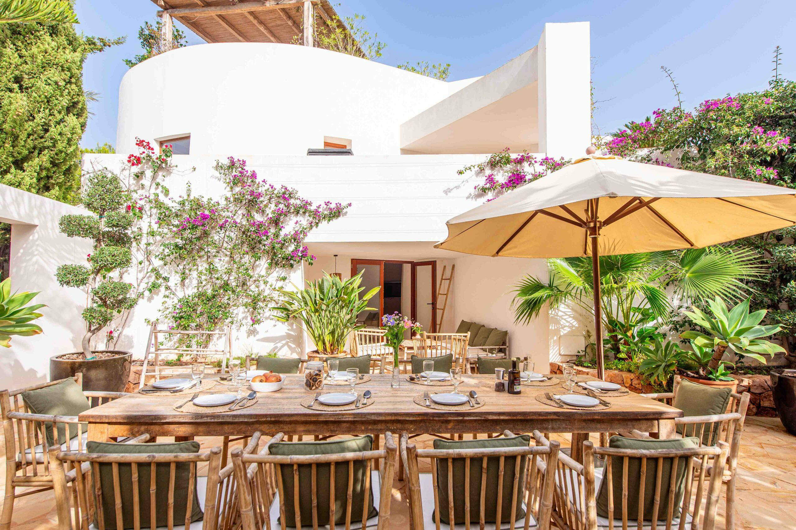 Villa Aurora-12 Private outdoor lunch arranged at a luxury villa in Ibiza