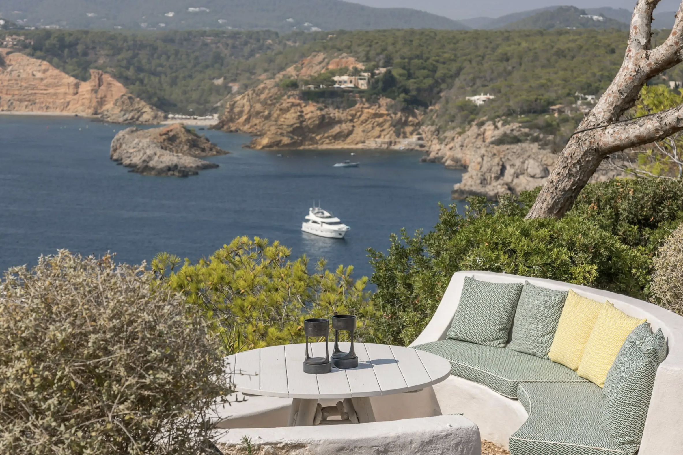 VILLA MEDITERRANEAN BLISS - Prestige Properties - Location de villa à Ibiza