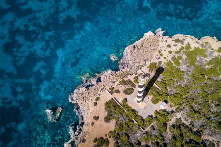 Phare de Punta Moscarter