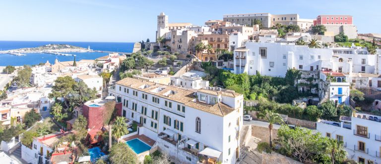 Propriétés à vendre et à louer à Ibiza