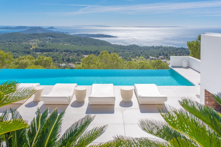 Nos meilleures propriétés de luxe à vendre à Ibiza en 2023
